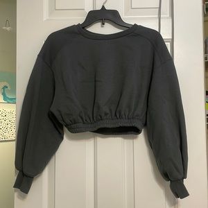 zara crop sweatshirt